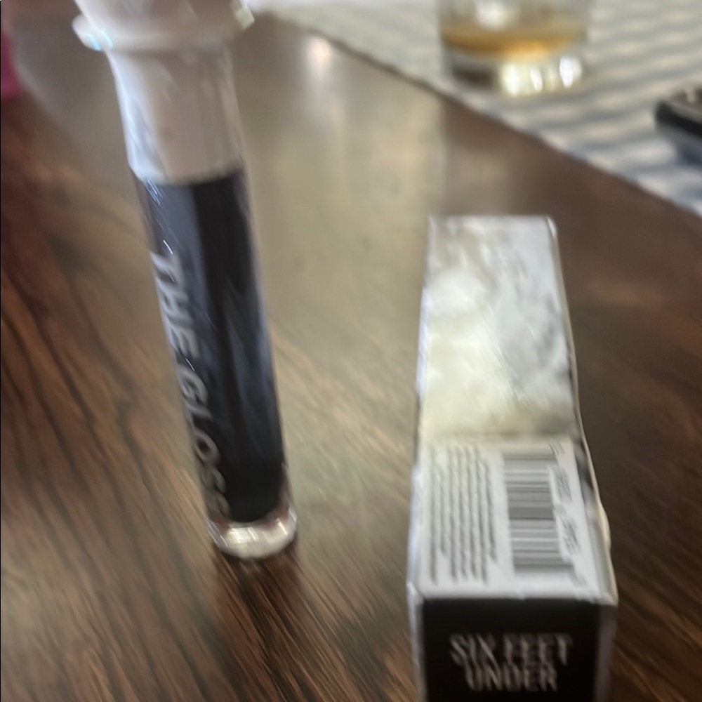 The Gloss Six Feet Under Lip Gloss by Jeffrey Star brand new